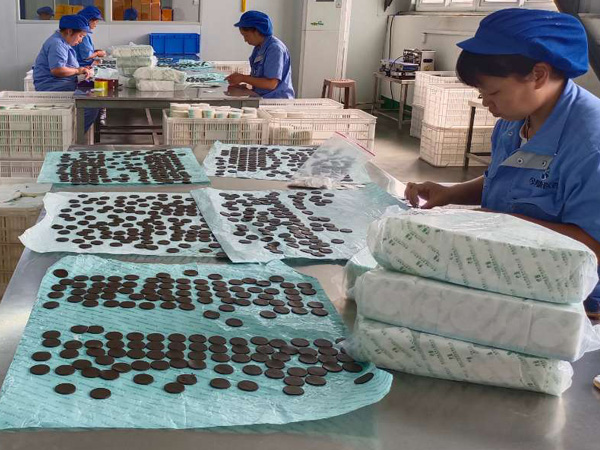 膏藥貼牌生產(chǎn)廠家那么多,怎么選廠家?正規(guī)膏藥廠家看這5點(diǎn) 膏藥貼牌生產(chǎn)廠家那么多,怎么選廠家?正規(guī)膏藥廠家看這5點(diǎn)